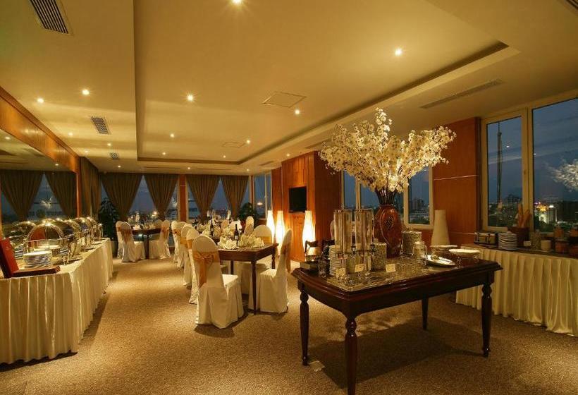 호텔 The Palmy & Spa