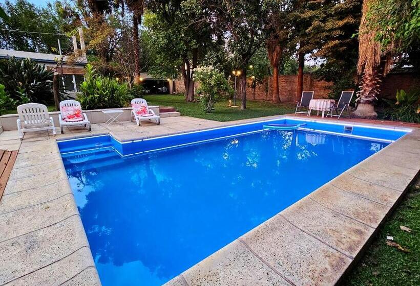 تختخواب و صبحانه Casa Del Buen Viaje