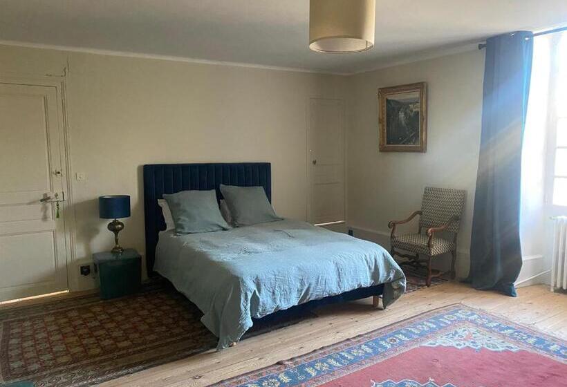 ベッドアンドブレックファースト Maison Maleville