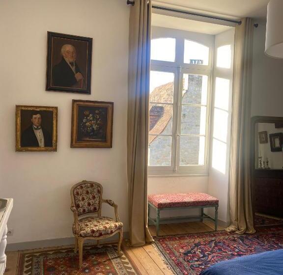 ベッドアンドブレックファースト Maison Maleville