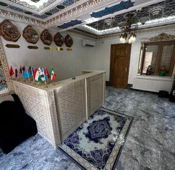 فندق Farnoz