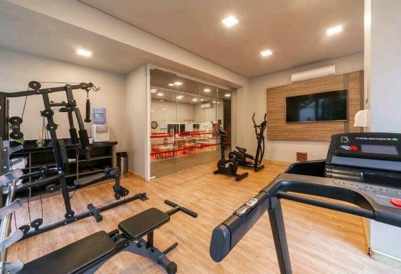 Отель Flat Laghetto Stilo Borges