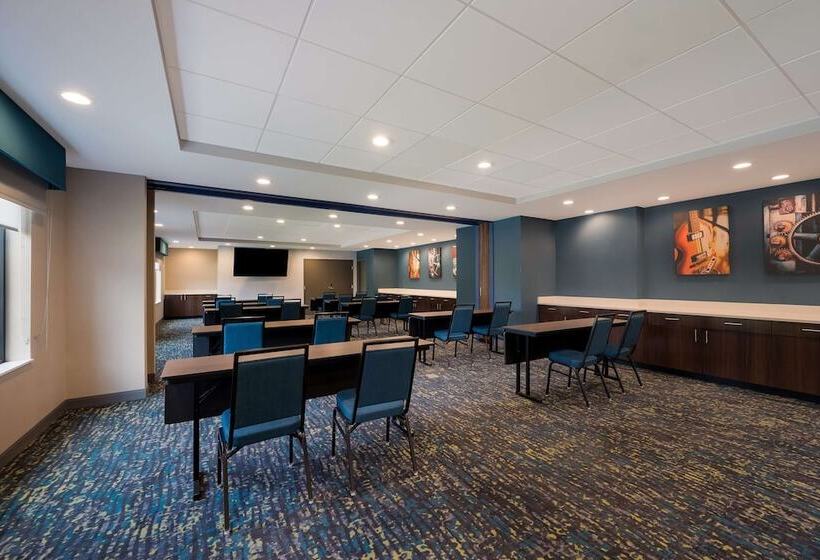فندق Hampton Inn Detroit Southfield
