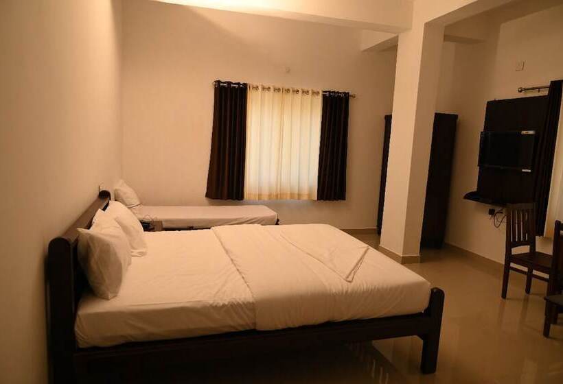 בית מלון כפרי Mother Palace   Blue Rays