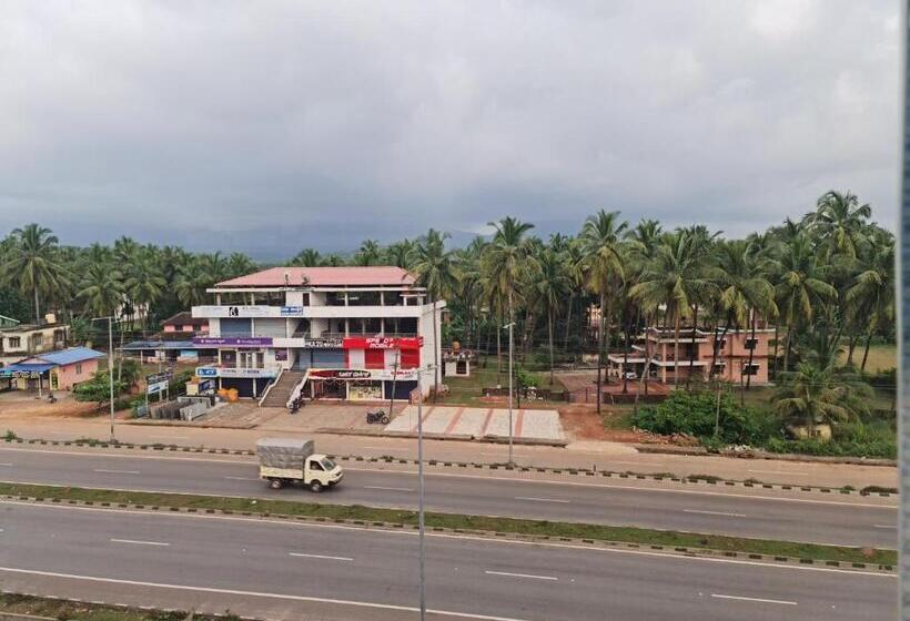 בית מלון כפרי Mother Palace   Blue Rays