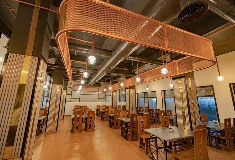 酒店 Srm Grandeurs