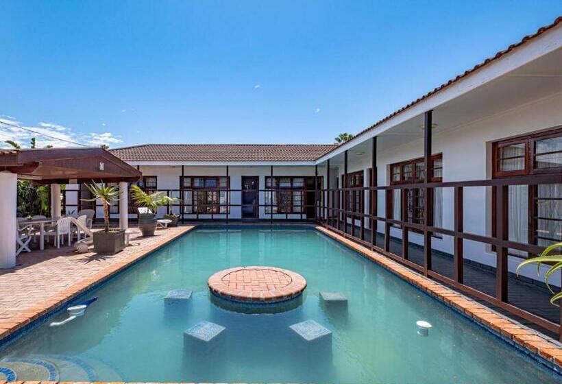 פנסיון 5 Third Avenue Guesthouse