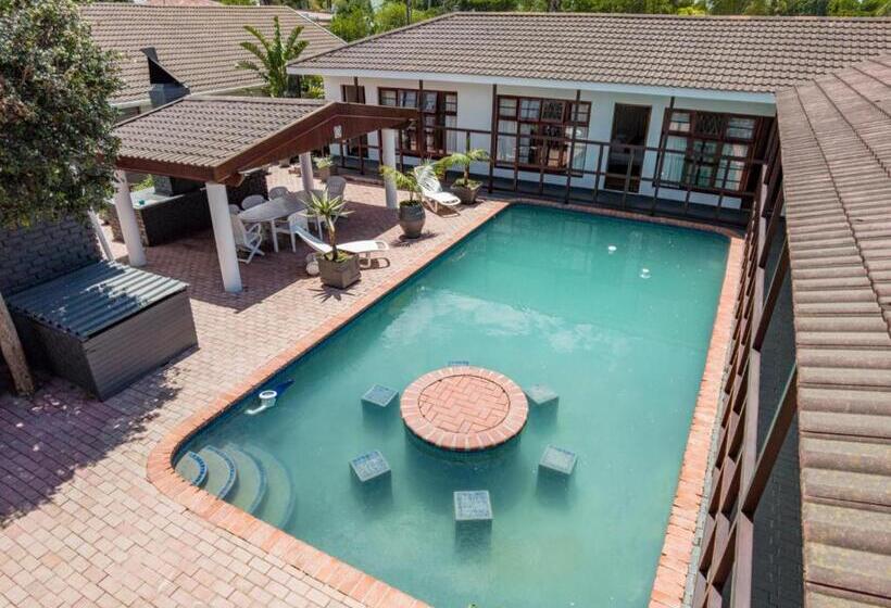 פנסיון 5 Third Avenue Guesthouse