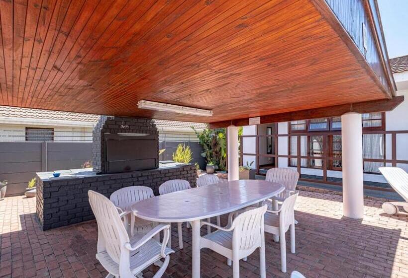 بنسيون 5 Third Avenue Guesthouse