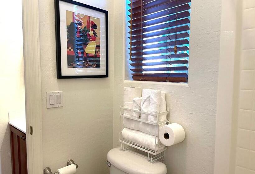 بنسيون Casita Alkie