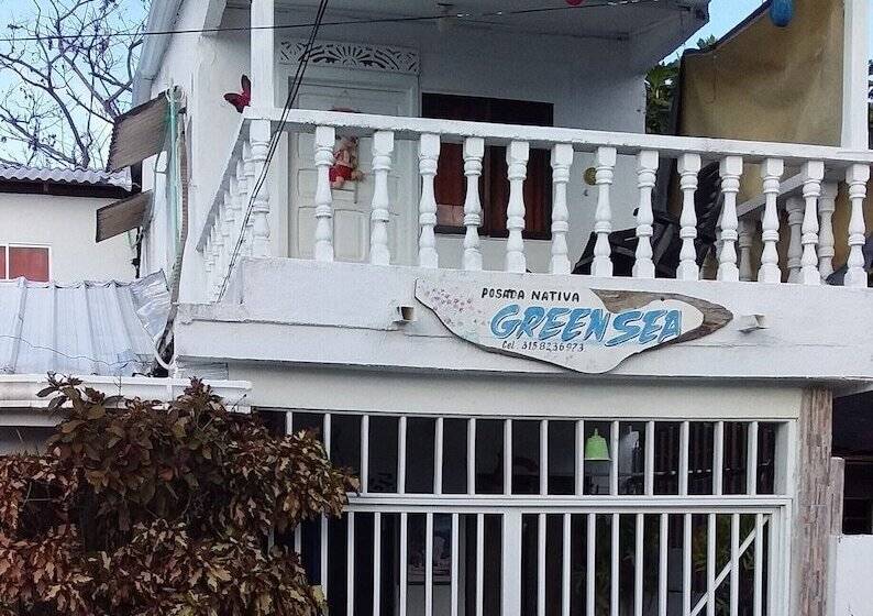 بنسيون Green Sea Inn San Luis