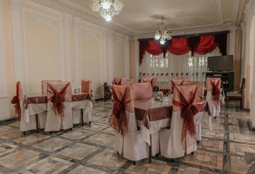 פנסיון Sevara Guest House