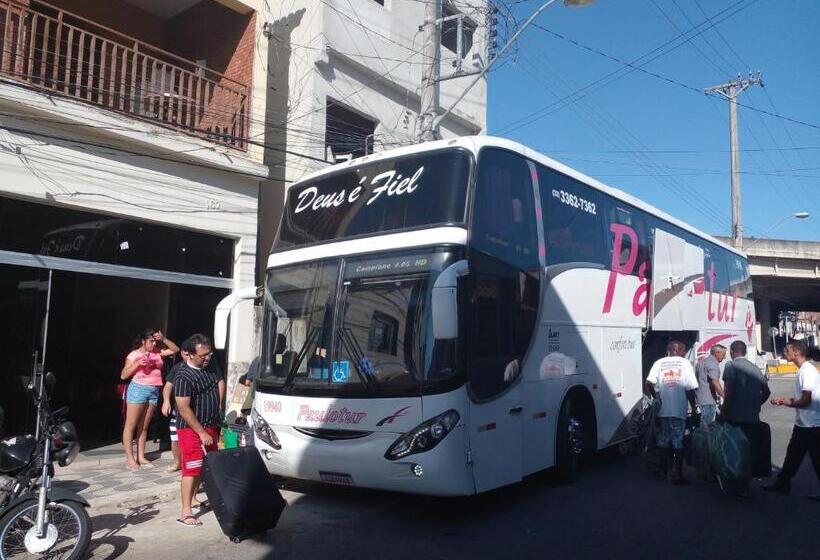 פנסיון Pousada Familia Aparecida