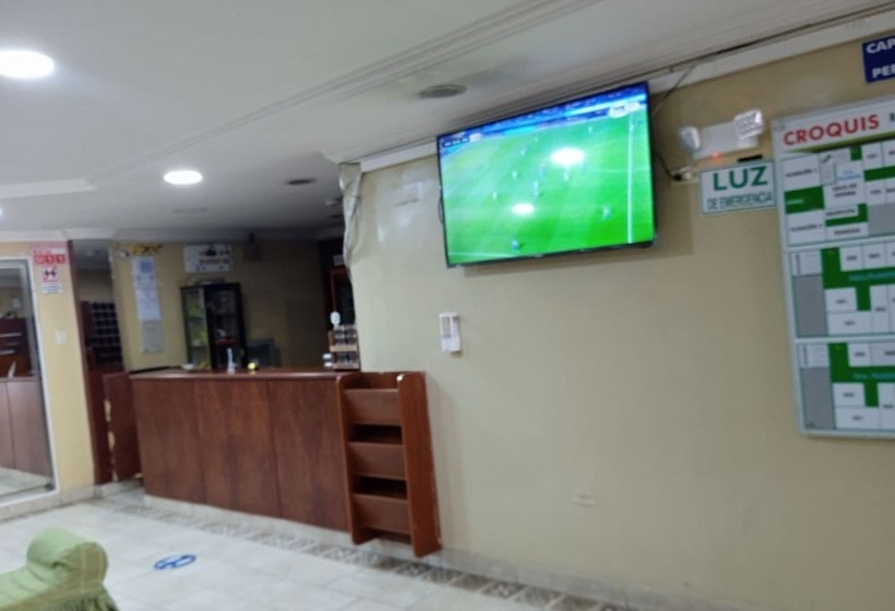 پانسیون Residencial Miraflores