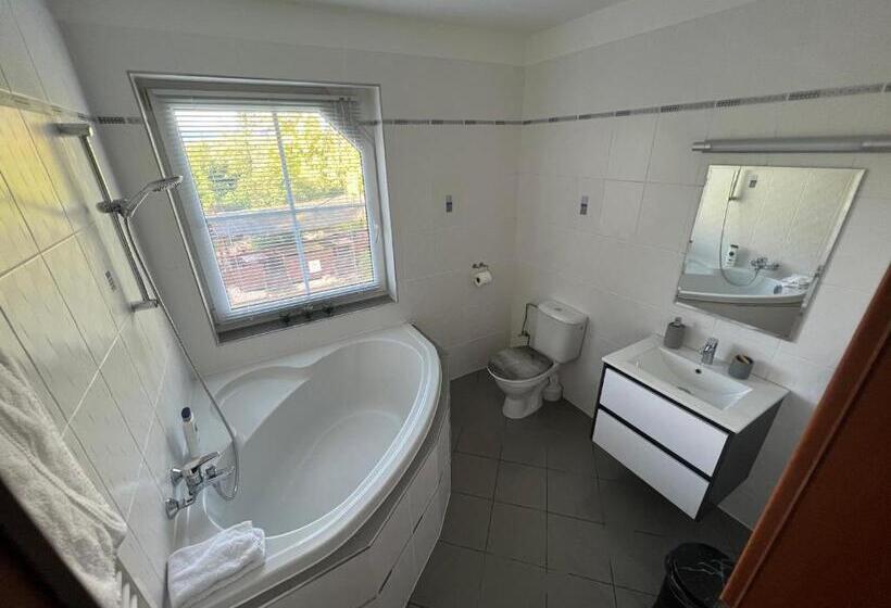 پانسیون Restaurace Pyramida