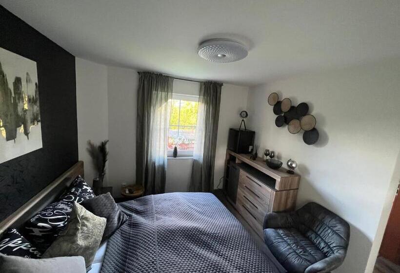 پانسیون Restaurace Pyramida