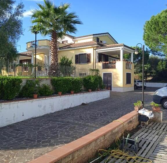 مبيت وإفطار Villa Rosanna