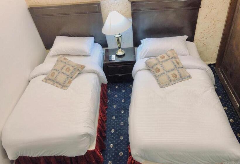 تختخواب و صبحانه Zrizira Inn