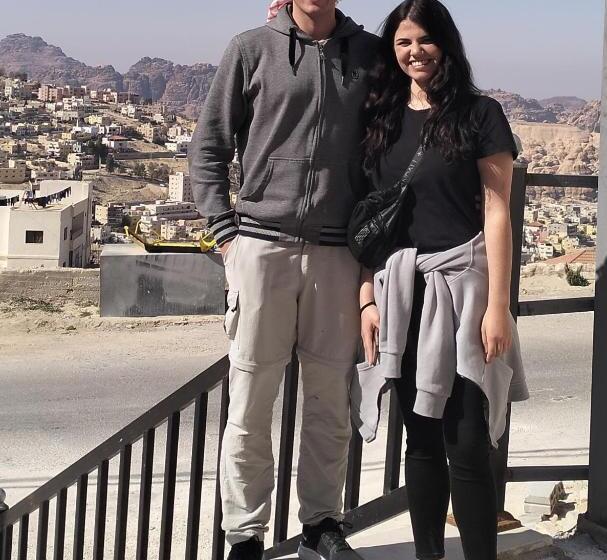 تختخواب و صبحانه Zrizira Inn