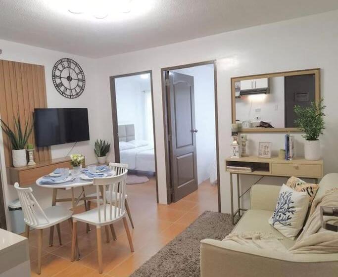 Elle S Condo At One Oasis