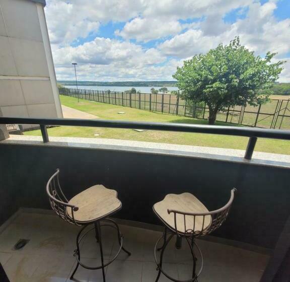 Flat No Golden Tulip By Rei Dos Flats