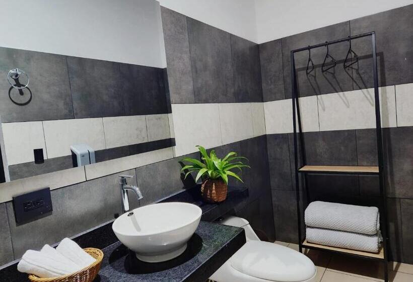 בית מלון כפרי Capri Doradal