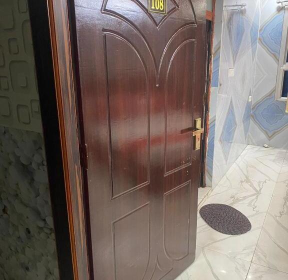 酒店 Krishna Palace By Wb Inn