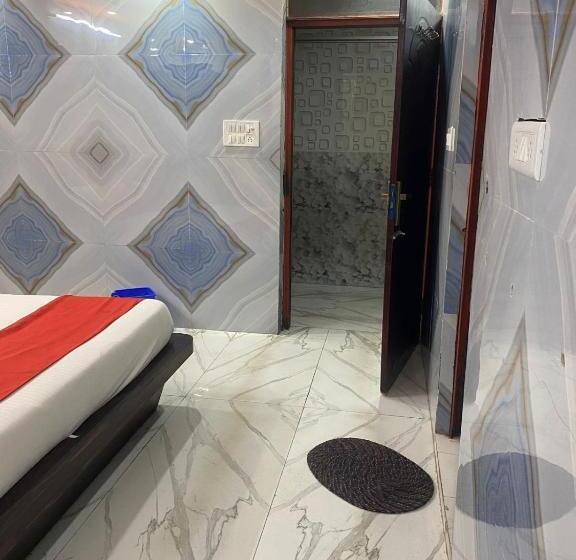 酒店 Krishna Palace By Wb Inn