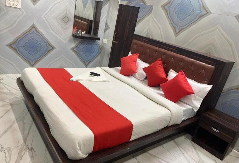 酒店 Krishna Palace By Wb Inn