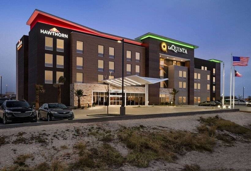فندق La Quinta Inn & Suites By Wyndham Del Rio