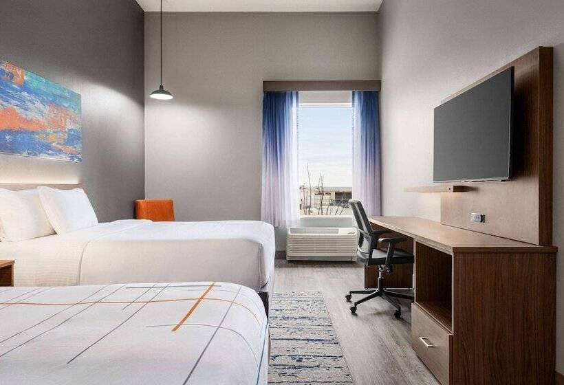 فندق La Quinta Inn & Suites By Wyndham Del Rio