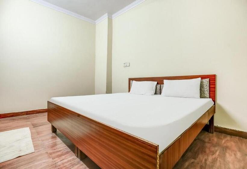 فندق Spot On 702750  Sunrise