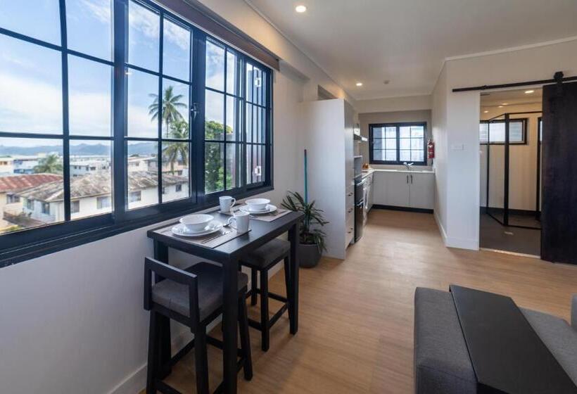 Отель Toorak Central