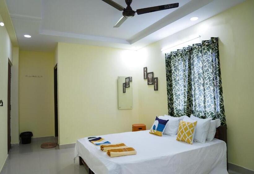 فندق Yellow Bells