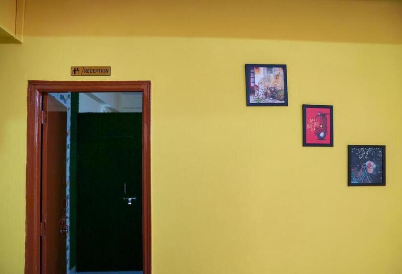 فندق Yellow Bells