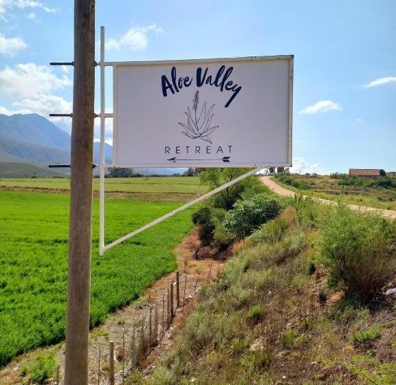 پانسیون Aloe Valley Retreat