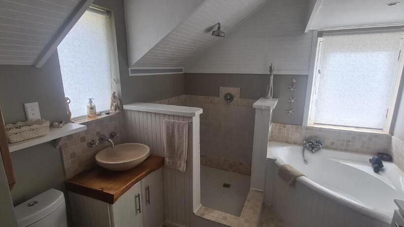 پانسیون Dunwiny Cottage