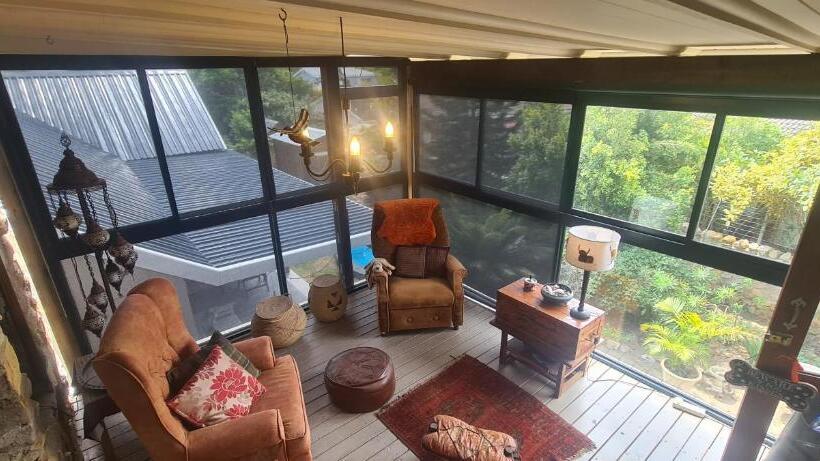 پانسیون Dunwiny Cottage