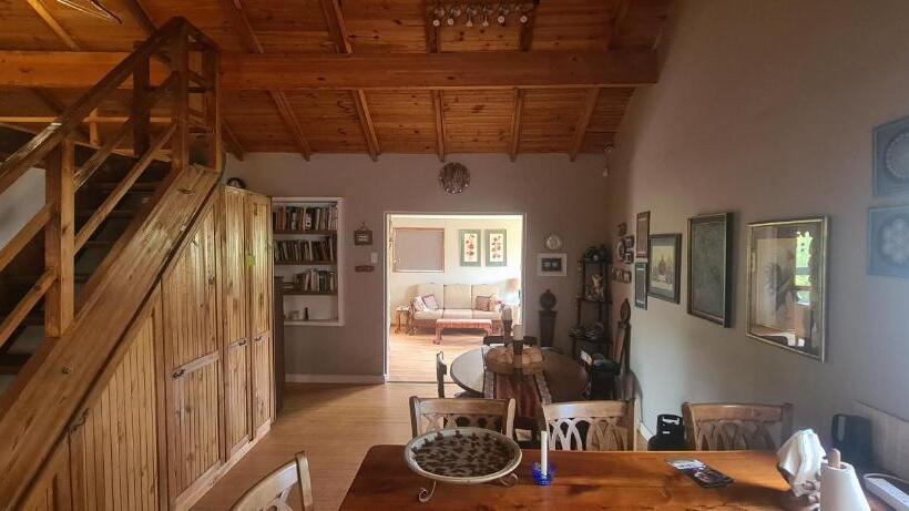 پانسیون Dunwiny Cottage