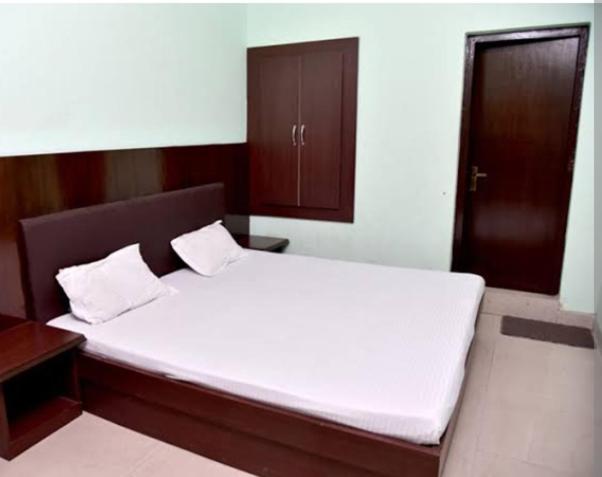 Пансион Queens Recidency