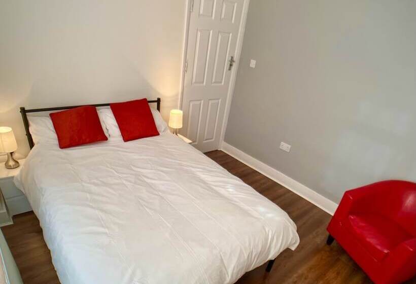 펜션 Richmond House