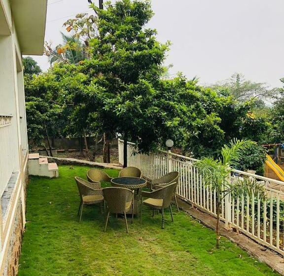 The Visawa Resort Lawns & Banquet