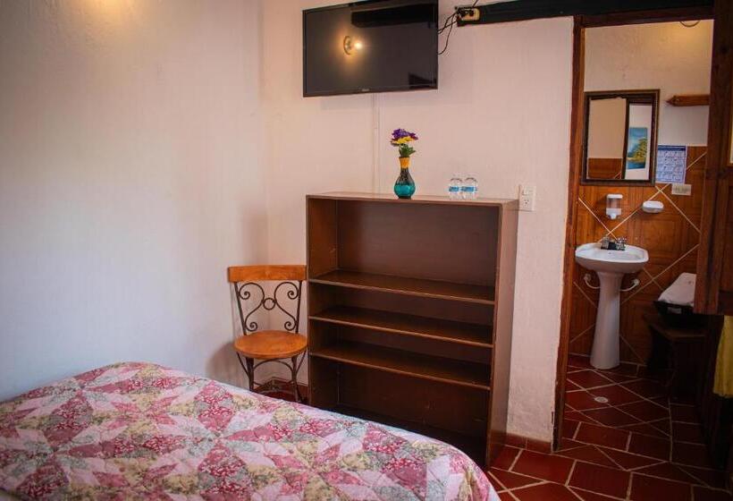 호텔 Alojamiento Jaw