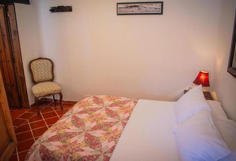 호텔 Alojamiento Jaw