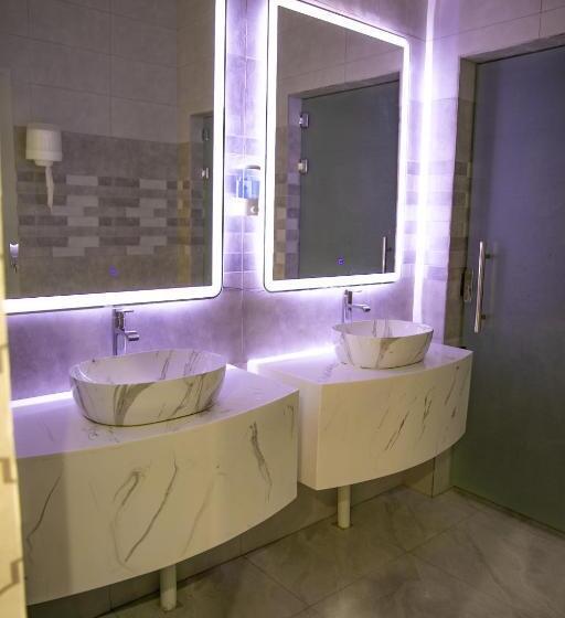 فندق روش بلس