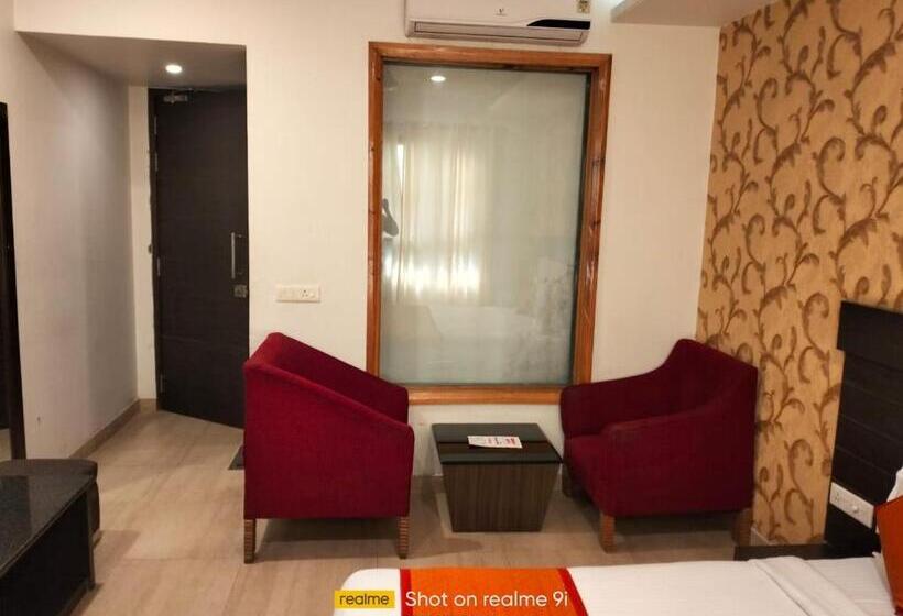 Ashoka Hotel By Wb Inn