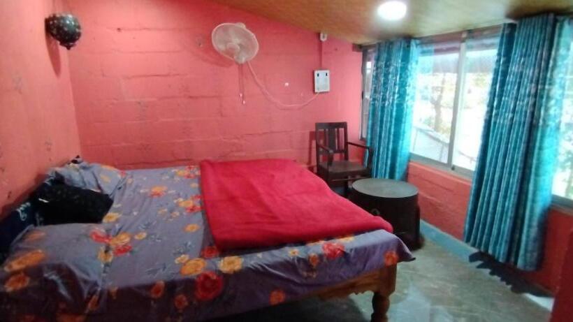 مبيت وإفطار Amruta Homestays