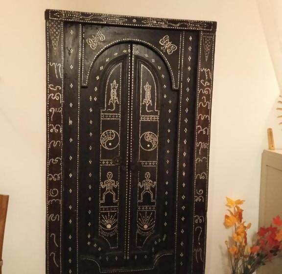 مبيت وإفطار Chez Karine