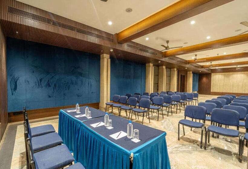 בית מלון כפרי Enrise By Sayaji Harda