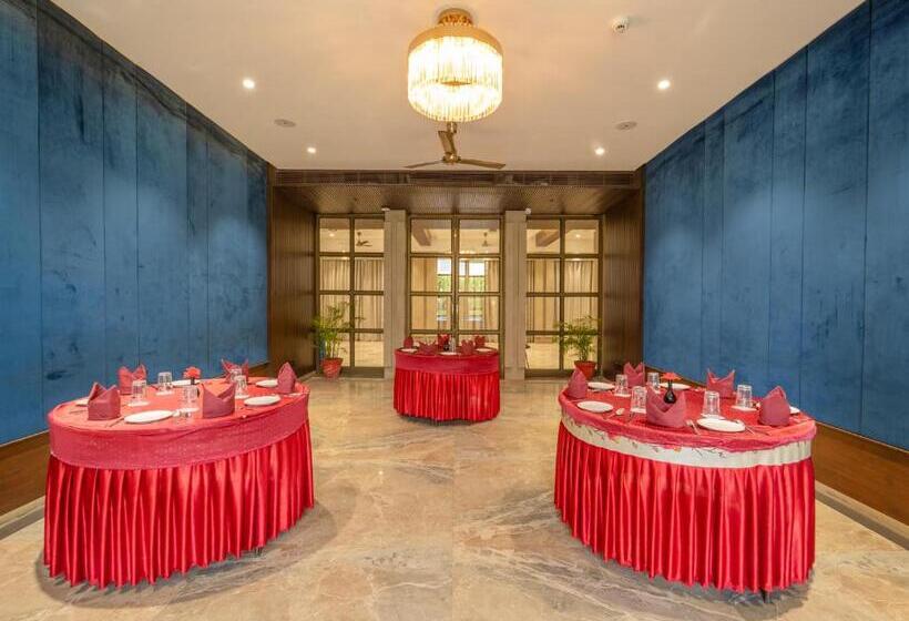 בית מלון כפרי Enrise By Sayaji Harda